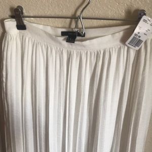 Pleated maxi skirt